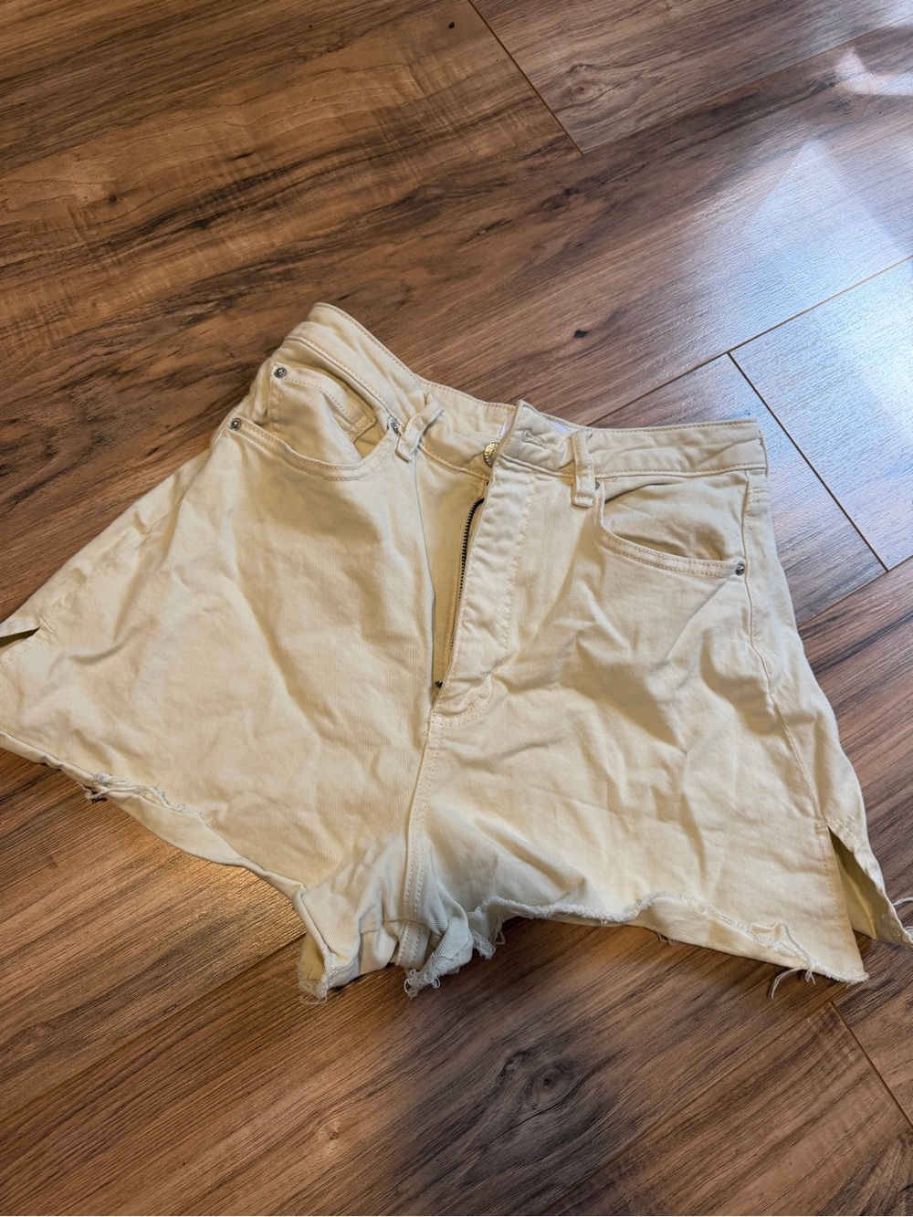 WeWoreWhat Cream High-Waist Frayed Denim Shorts